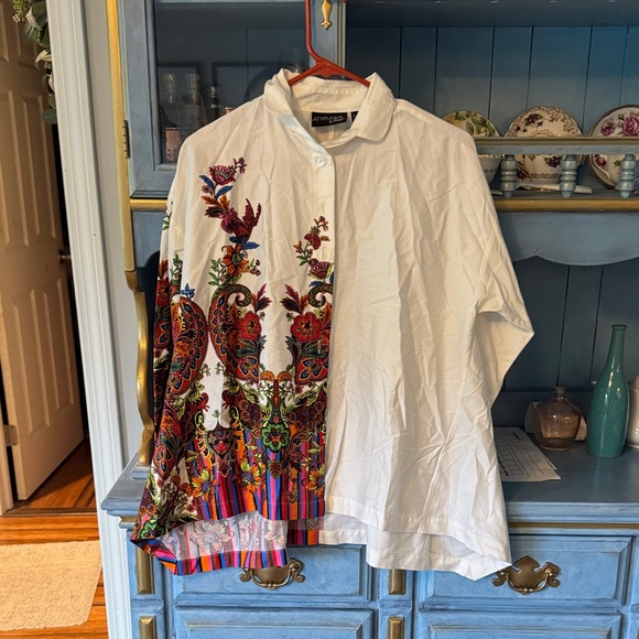 new attitudes Tops - New Attitudes by Renee Reg 4 Sateen Button Front Shirt w/ Printed 0